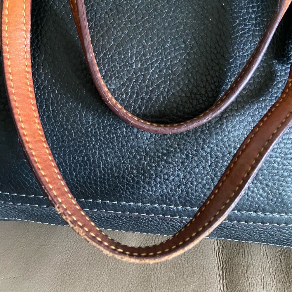 Authentic Coach Purse!! - Picture 16 of 16